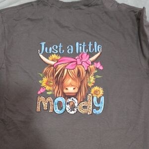 Gildan Charcoal Tee with Playful Cow Design